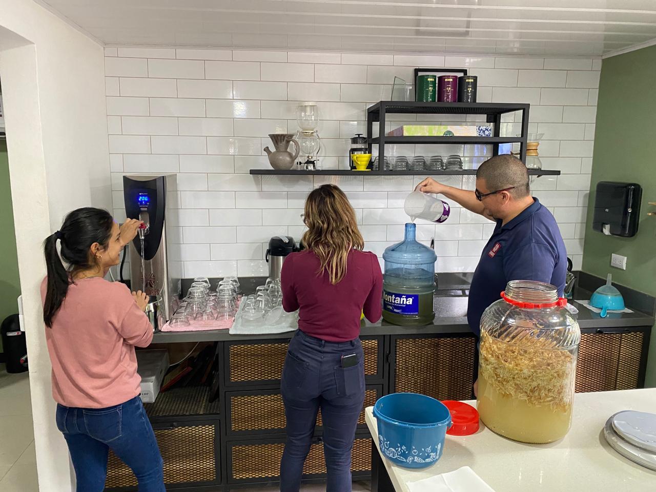 COSTA RICA - AQUIARES ESTATE